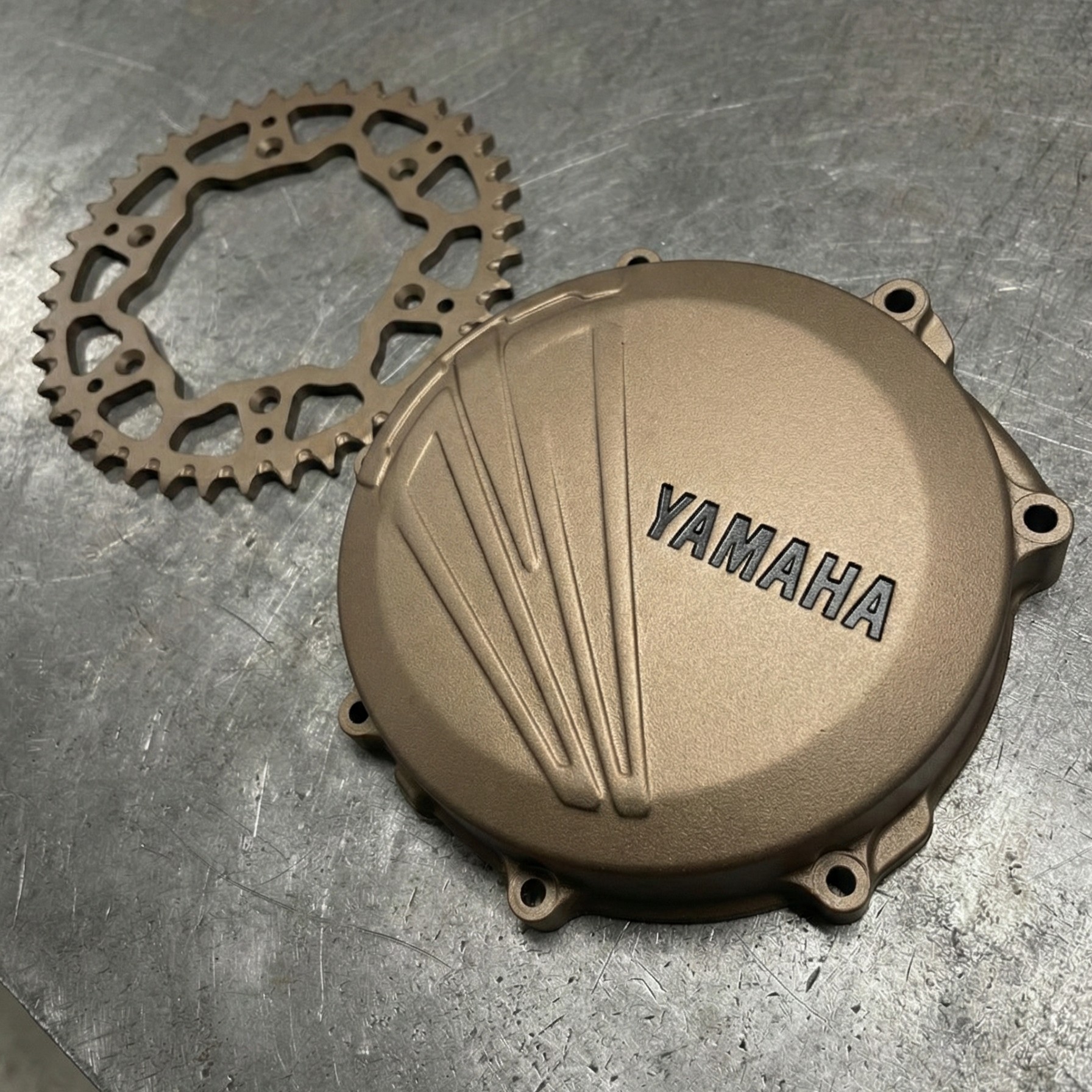 Carter Yamaha e Corona Cerakote